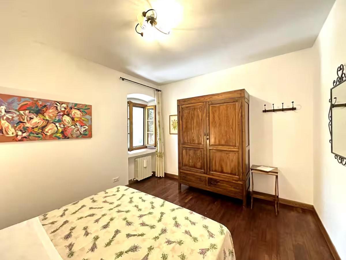 Agriturismo Podere Rondinaio ランポレッキオ エクステリア 写真
