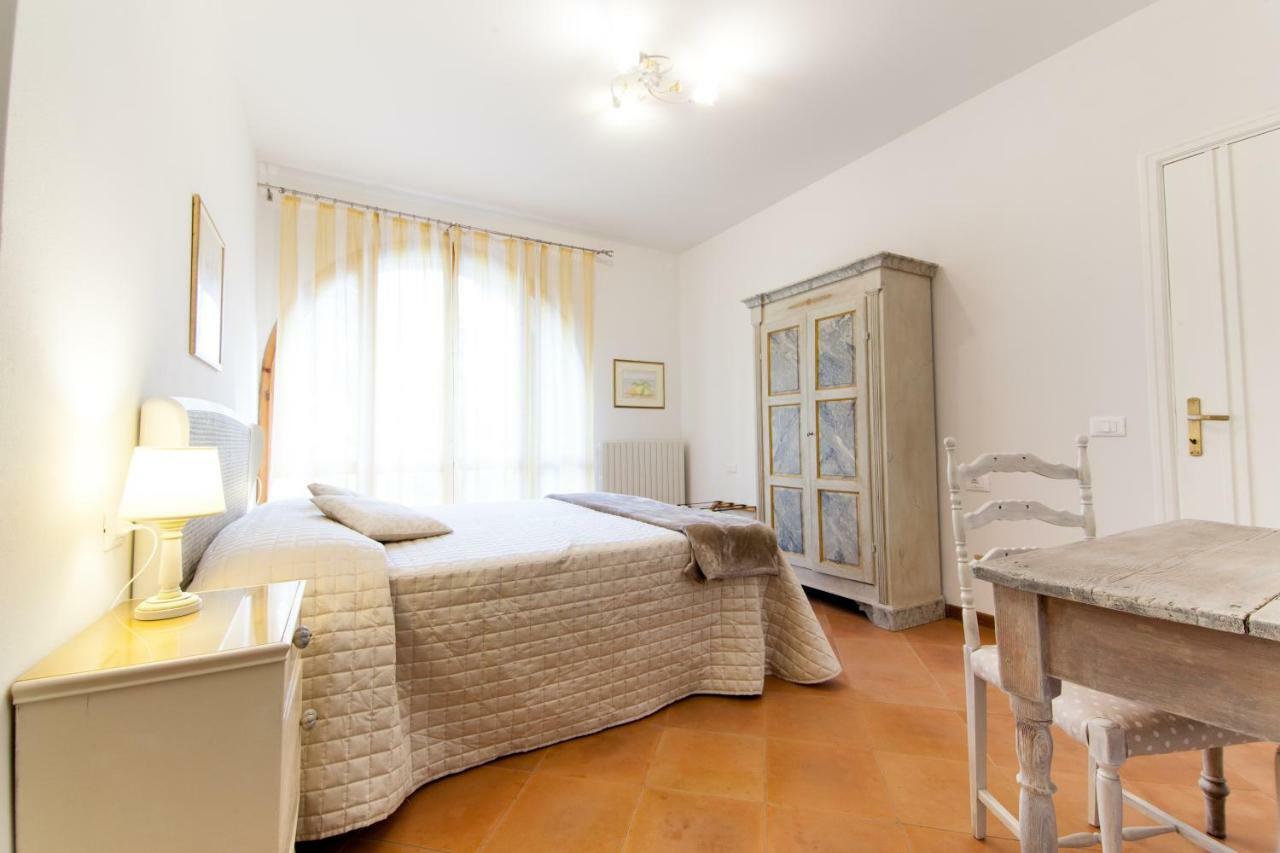 Agriturismo Podere Rondinaio ランポレッキオ エクステリア 写真