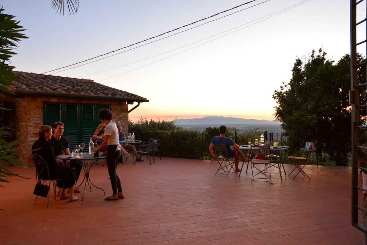 Agriturismo Podere Rondinaio ランポレッキオ エクステリア 写真