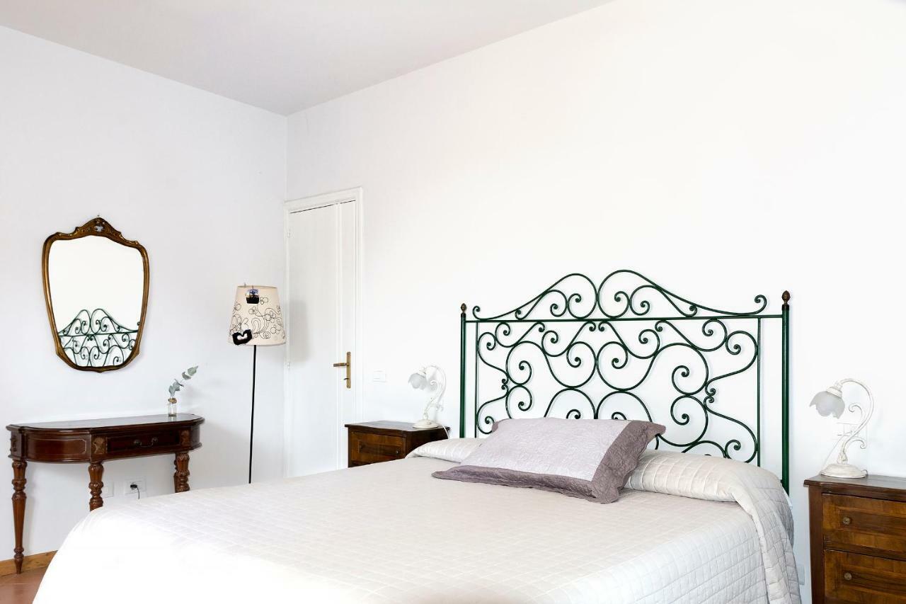 Agriturismo Podere Rondinaio ランポレッキオ エクステリア 写真