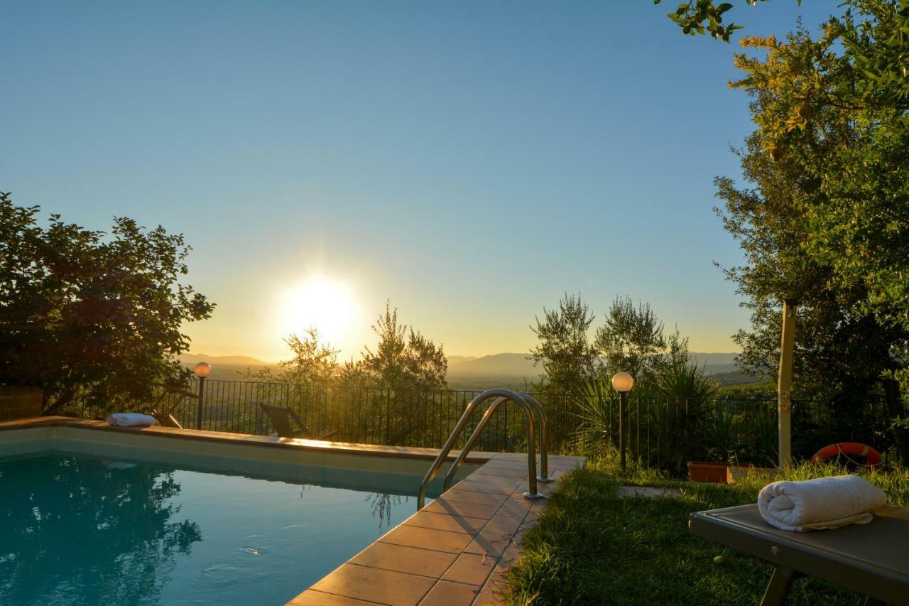 Agriturismo Podere Rondinaio ランポレッキオ エクステリア 写真